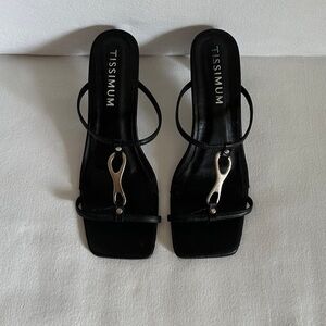 Tissimum Heels Infinite Accent Heels